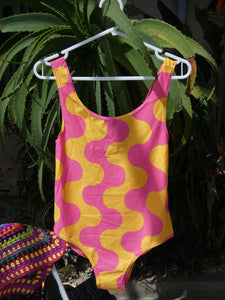 Wavy swimsuit Multiple sizes