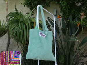 Fluffy tote bag